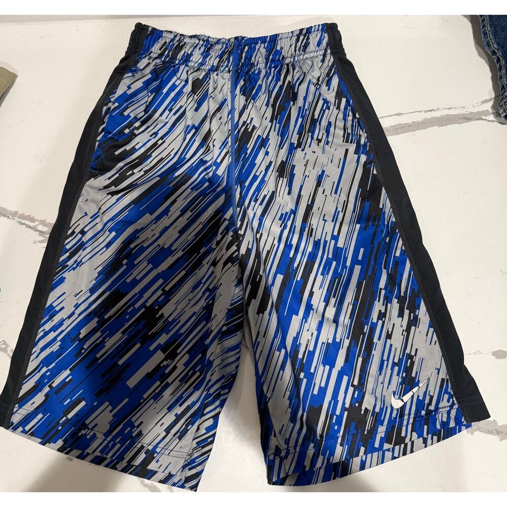 Nike Boy’s Athletic Short Blue‎ Pattern Size Kid's Large Workout